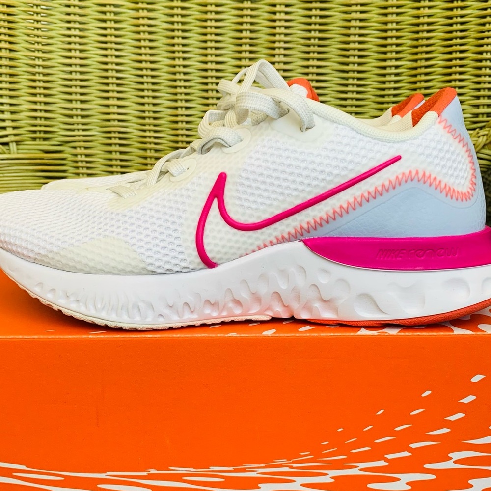Women’s Nike Shoes